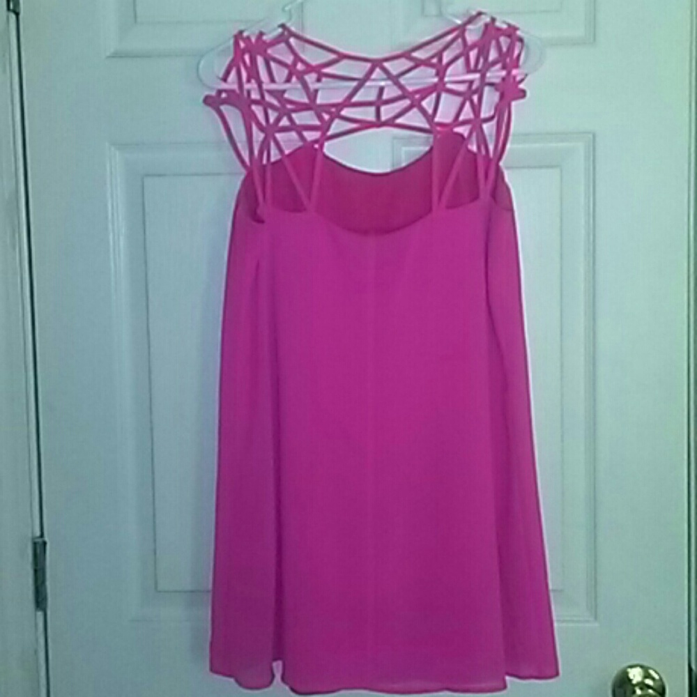 Dress - Picture 3 of 3